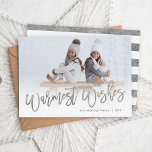 Cartes Pour Fêtes Annuelles Photo d'Overlay<br><div class="desc">Des cartes photos de vacances imprimés sur mesure abordables avec des modèles simples pour la personnalisation. Ce design moderne et élégant présente un faux script de feuille d'argent Warmest Wives typographie superposée sur votre photo de fond de sang. Personnalisez-le avec vos photos, nom de famille, année ou autre texte personnalisé....</div>