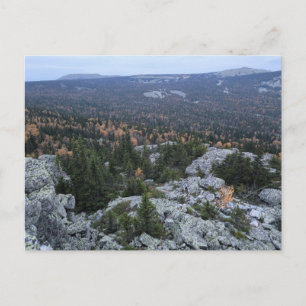 Cartes Pour Fêtes Annuelles photo d'une forêt d'automne montagneuse, montagnes