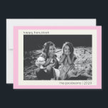 Cartes Pour Fêtes Annuelles Photo minimaliste moderne rose pâle Hanoukka<br><div class="desc">Célébrez Hanoukka avec cette carte de vacances photo minimaliste et moderne, avec une bordure rose mignonne pour une touche de chaleur et de charme. Le design simple et propre permet à votre photo de prendre le centre de la scène, tandis que le texte éditable vous permet de personnaliser votre accueil...</div>