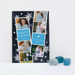 Cartes Pour Fêtes Annuelles Photobooth Snowy Hanoukka Photo Collage<br><div class="desc">Cute Hanoukka carte photo dispose de deux bandes de cabine photo, chacune avec trois photos et un panneau de texte bleu, pour un total de six photos. Personnalisez avec l'année et votre nom de famille ou les noms dans des lettres blanches fantaisistes et festives, sur un arrière - plan bleu...</div>