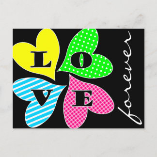 Cartes Pour Fêtes Annuelles Quatre Coeurs colorés