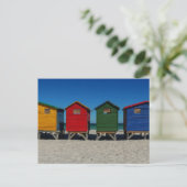 Cartes Pour Fêtes Annuelles Rangée de cases de plage aux couleurs vives (Debout devant)