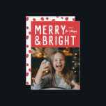Cartes Pour Fêtes Annuelles Red Merry & Bright Bold Typographie de Noël Photo<br><div class="desc">Envoyez cette année tendance avec ce nouveau carte photo de vacances avec typographie moderne avec votre photo ci-dessous. Le dos est doté d'un motif et d'un endroit pour une photo et un sentiment supplémentaires. Cette carte est entièrement personnalisable,  y compris les polices et les couleurs.</div>