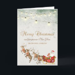 Cartes Pour Fêtes Annuelles Reindees, Père Noël, Sommeil, Lumières, Snowflakes<br><div class="desc">Les rennes,  le Père Noël,  le traîneau,  les lampes à cordes et les flocons de neige en font une carte de voeux de Noël ou de vacances parfaite pour les amis et la famille.</div>