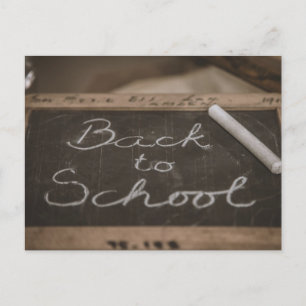 Cartes Pour Fêtes Annuelles Retour à l'école sur une vieille ardoise