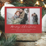 Cartes Pour Fêtes Annuelles Rouge Noël moderne script 2 photo<br><div class="desc">Une belle carte de Noël multi photo,  parfaite pour envoyer des voeux de vacances à la famille et aux amis. Un design minimaliste élégant avec un texte de script époustouflant. Customisez la couleur du design pour personnaliser votre carte. Partie d'une collection.</div>