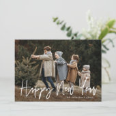 Cartes Pour Fêtes Annuelles Script manuscrit Joyeux photo du Nouvel An (Debout devant)