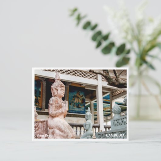 Cartes Pour Fêtes Annuelles Siem Reap Devata Temple Postcard (Debout devant)