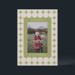 Cartes Pour Fêtes Annuelles Simple Mi-Siècle moderne Sage Vert Photo<br><div class="desc">Simple Mid Century Modern Sage Green Photo Holiday Card</div>