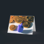 Cartes Pour Fêtes Annuelles Spinning Dreidel with Gelt (chocolate coins)<br><div class="desc">Happy Hanukkah (Spinning Dreidel with Gelt (chocolate coins) chanukkah,  Jewish,  religion, Holiday,  game,  children,  family,  spiritual</div>