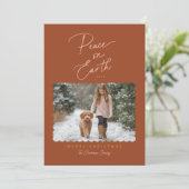 Cartes Pour Fêtes Annuelles Terracotta Pink Peace sur Terre Script Photo moder (Debout devant)