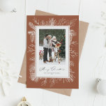 Cartes Pour Fêtes Annuelles Terracotta Vintage cadre botanique Joyeux Noël<br><div class="desc">Joyeux Noël! Envoyez vos voeux de Noël avec cette carte vintage à thème de Noël. Il présente une ligne vintage de pinecones, d'aiguilles de pin et de crevettes avec un arrière - plan en terre cuite. Personnalisez en ajoutant votre photo, vos noms, votre année et votre message. Cette carte vintage...</div>