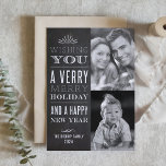 Cartes Pour Fêtes Annuelles Un joyeux tableau noir Faux Noël Deux photos<br><div class="desc">Je vous souhaite un très Joyeux Vacances et une Bonne Année! Envoyez vos souhaits de vacances à vos amis et à votre famille avec cette carte de vacances personnalisable. Cette carte de vacances photo présente un faux motif de tableau noir. Personnalisez en ajoutant vos détails. Cette carte de vacances personnalisée...</div>