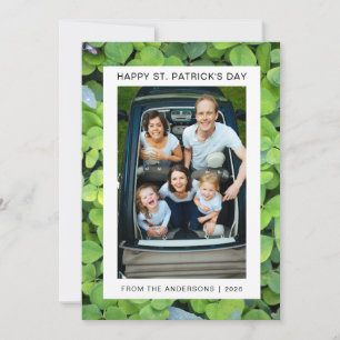 Cartes Pour Fêtes Annuelles Un shamrock chanceux minimaliste, photo de la fête