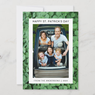 Cartes Pour Fêtes Annuelles Un shamrock chanceux minimaliste, photo de la fête