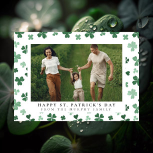 Cartes Pour Fêtes Annuelles Un shamrock chanceux minimaliste, photo de la fête