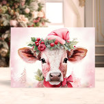 Cartes Pour Fêtes Annuelles Vache de Noël adorable à Santa Hat<br><div class="desc">Répandez la fête avec notre adorable vache de Noël à Santa Hat Holiday Card! Cette charmante carte est l'illustration sucrée d'une jolie vache portant un chapeau de Père Noël festif, dressée contre un arrière - plan moelleux et enneigé aux décorations de vacances délicates. Parfait pour partager des voeux joyeux avec...</div>