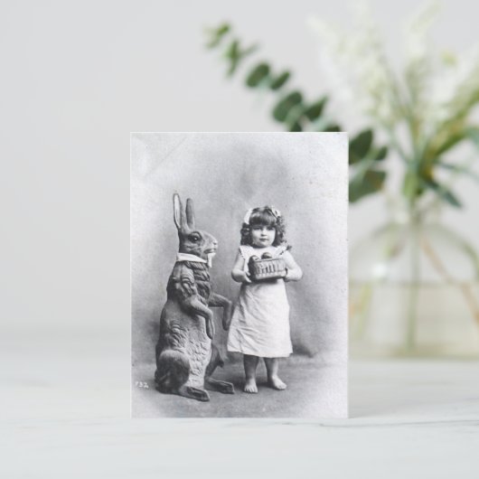 Cartes Pour Fêtes Annuelles Victorian Easter Bunny avec Girl (Debout devant)