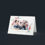 Cartes Pour Fêtes Annuelles Vintage Noël Fleurs rouges Photo<br><div class="desc">Joyeux Noël! Envoyez vos souhaits de vacances et vos salutations avec ce carte photo de vacances vintage et élégant. Il présente des illustrations aquarelle de poinsettia rouge avec verdure. Personnalisez cette carte de Noël florale en ajoutant votre photo préférée, votre salutation, vos noms et autres détails. Les textes sont entièrement...</div>