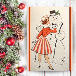 Cartes Pour Fêtes Annuelles Vintage Retro Girl avec Snowman Custom Christmas<br><div class="desc">Cette carte de Noël rétro amusante présente une jeune femme du milieu du siècle qui redresse la cravate arc d'un bonhomme de neige qui a l'air d'un dapper. Personnalisez en customisant le message à l'intérieur de la carte et/ou en ajoutant votre nom.</div>