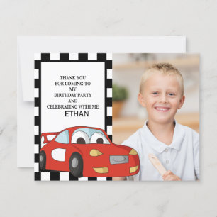 Cartes Pour Fêtes Annuelles Voiture de course rouge Drapeau à damier noir et b