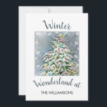 Cartes Pour Fêtes Annuelles Winter Wonderland Christmas Tree<br><div class="desc">Winter Wonderland Christmas Tree Greeting Card que vous pouvez customiser avec votre propre photo de famille. Un magnifique sapin de Noël décoré de lumières colorées au milieu des flocons de neige</div>