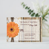 Cartes RSVP de mariage rustique en bois orange (Debout devant)