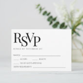 Cartes RSVP minimalistes modernes pour mariage noi (Debout devant)