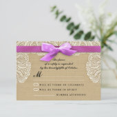 Cartes RSVP pour mariage en dentelle blanche et bu (Debout devant)