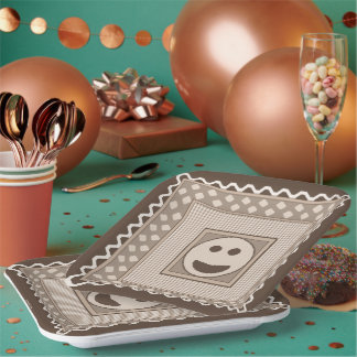 Carton Assiettes de fête en papier Smile Tile en marron c