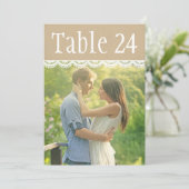 Carton de numéro de table avec Kraft rustique et d (Debout devant)