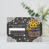 Carton de réponse pour invitation de mariage au vi (Debout devant)