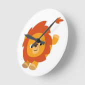 Carton Perky Cute Lion Horloge murale (Angle)