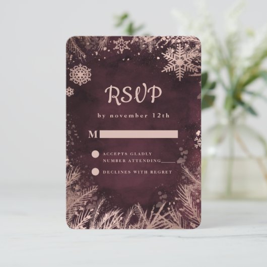 Cartons Réponse Bourgogne avec Rose Gold Winter Snowflakes Mariage (Debout devant)