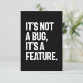 Cartons Réponse Ce n'est pas un bug, c'est une fonctionnalité (Debout devant)