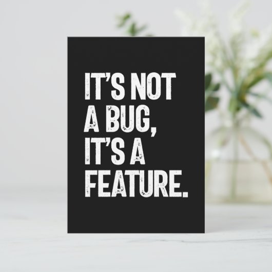 Cartons Réponse Ce n'est pas un bug, c'est une fonctionnalité (Debout devant)
