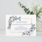 Cartons Réponse Dusty Blue Grey Blanc Floral Mariage Info du site (Debout devant)