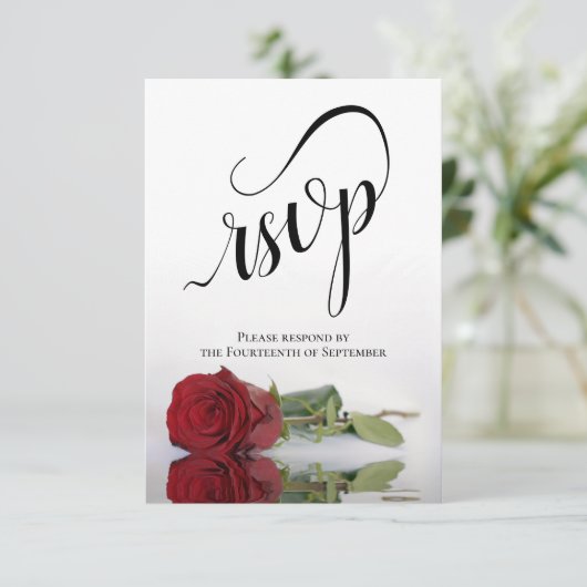 Cartons Réponse Elegant Long-Stemmed Red Rose Simple Wedding (Debout devant)