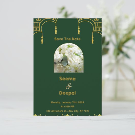 Cartons Réponse Élégant Mariage indien traditionnel en vert et Go (Debout devant)