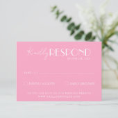 Cartons Réponse Elegant White Pink Minimalist Bright Wedding (Debout devant)