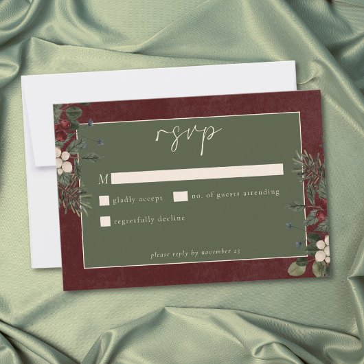 Cartons Réponse Elegant Winter Berries & Pine Burgundy Wedding