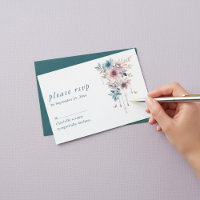fleurs et papillons rose violet et bleu