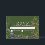 Cartons Réponse Forêt rocheuse à feuillage persistant | Rustic Nat<br><div class="desc">Cartes de mariage vert forêt RSVP avec un paysage de forêt de montagne rocheuse.</div>