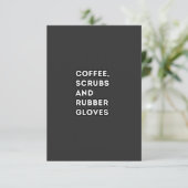 Cartons Réponse gommages au café et gants en caoutchouc, citation (Debout devant)