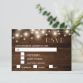 Cartons Réponse Lumières et dentelle rustiques à cordes de bois |  (Debout devant)