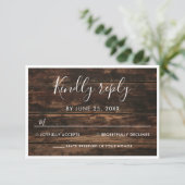 Cartons Réponse Mariage Élégant Simple Rustique en Bois de Grange  (Debout devant)