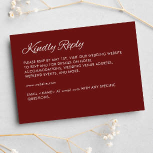 Cartons Réponse Mariage rouge Crimson de script minimaliste
