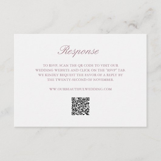 Cartons Réponse Mauve Wreath Monogramme QR Code Mariage élégant (Devant)