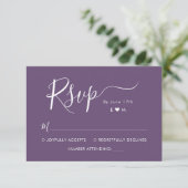 Cartons Réponse Papeterie de mariage violet monogramme calligraphi (Debout devant)