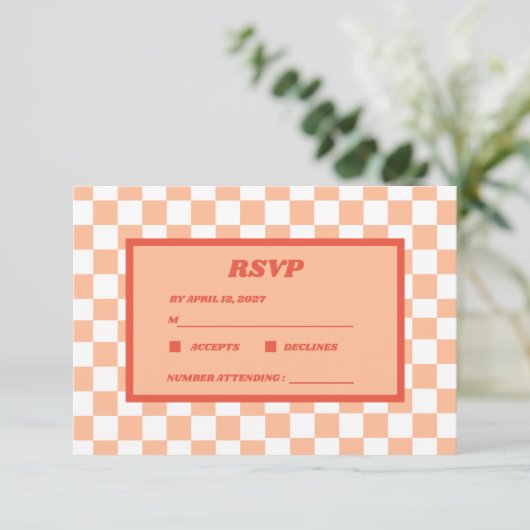 Cartons Réponse Peach Fuzz Red À damiers En vichy Motif (Debout devant)